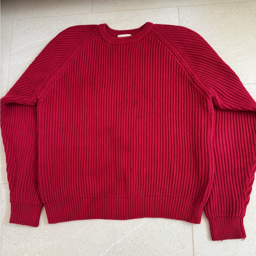 Men’s vintage Banana Republic Red Crewneck Sweater-Safari & Travel Collection